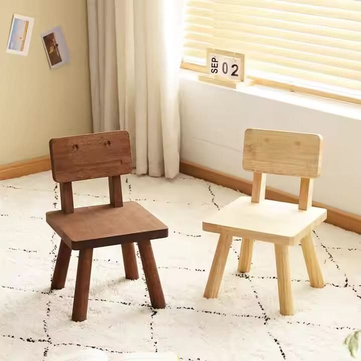 كرسي أطفال مربع خشبي