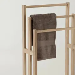 استاند خشبي