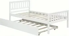 سرير أبيض بتصميم بسيط