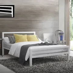 سرير بتصميم معدني