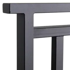 سرير معدني مميز