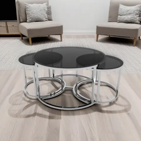 طاولة بتصميم دائري من 3 قطع