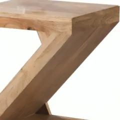 طاولة جانبية بتصميم ريفي