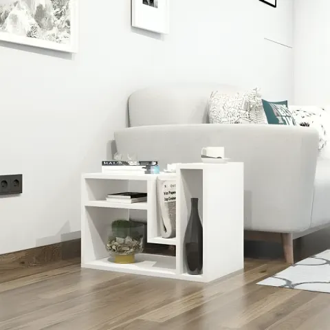 طاولة جانبية بتصميم عصري