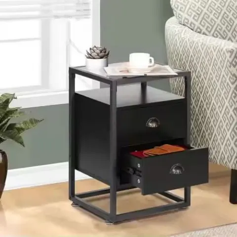 طاولة جانبية بدرجين