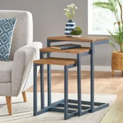 طاولة جانبية ثلاثية