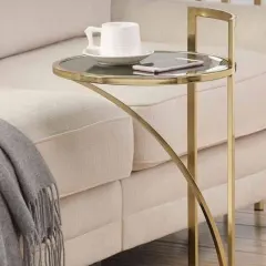 طاولةجانبية معدنية