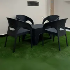 طقم بلاستك بامبو 4 كرسي وطاولة