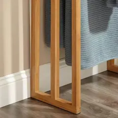 علاقة ثلاثية خشبي