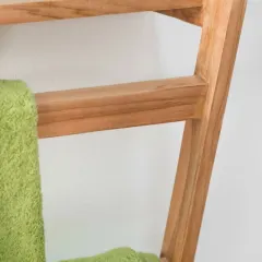 علاقة مزودة برف