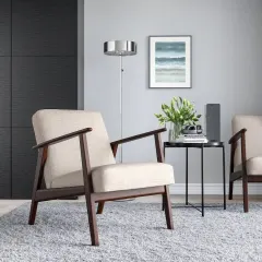 كرسي بذراعين أنيق