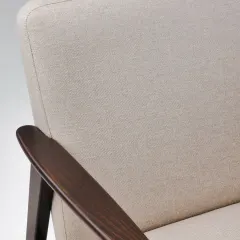 كرسي بذراعين أنيق