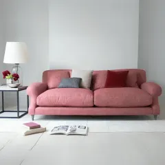 كنبة بتصميم عصري