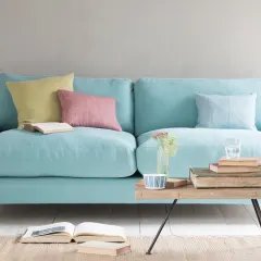 كنبة بتصميم مميز