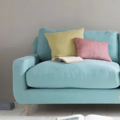 كنبة بتصميم مميز