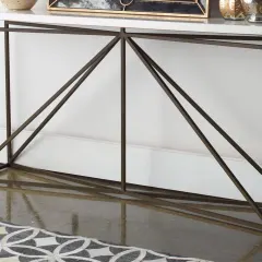 كونسول بتصميم فاخر
