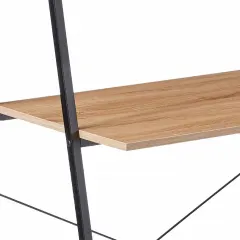 مكتب بتصميم مبتكر