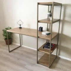 مكتب مزود بوحدة تخزين